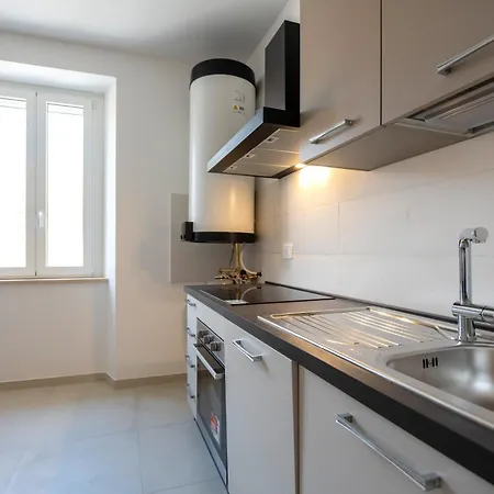 Apartamento Cheyenne In Pieno Centro Rif A858 *